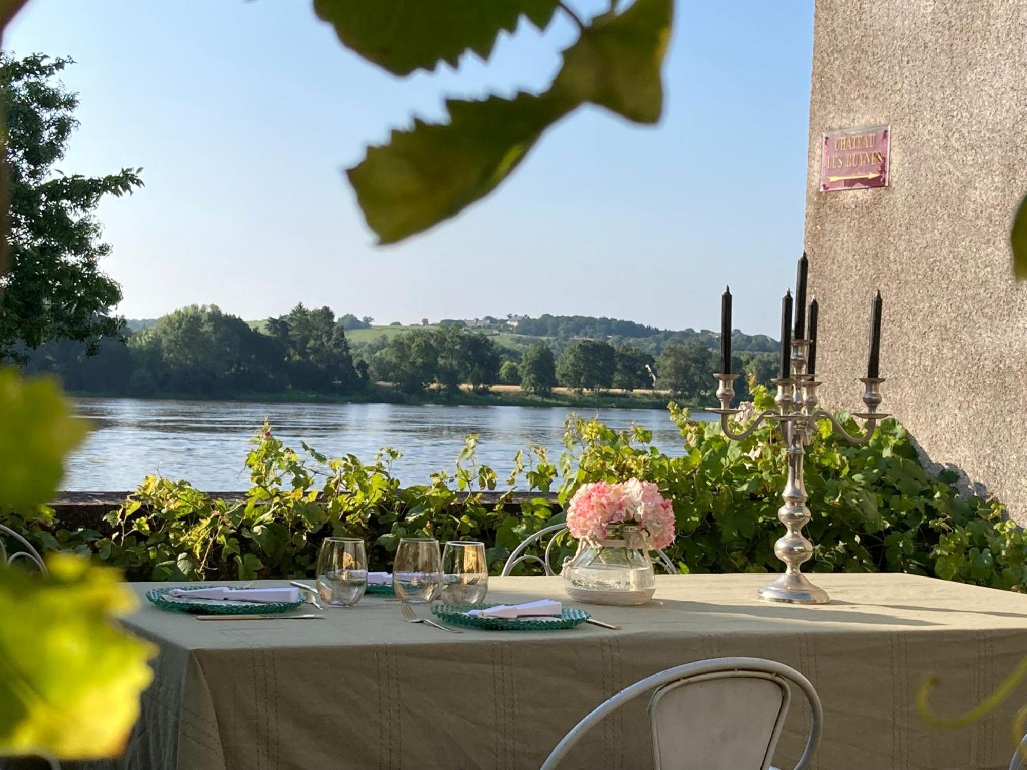 Denée O Bord De Loire B&B 외부 사진